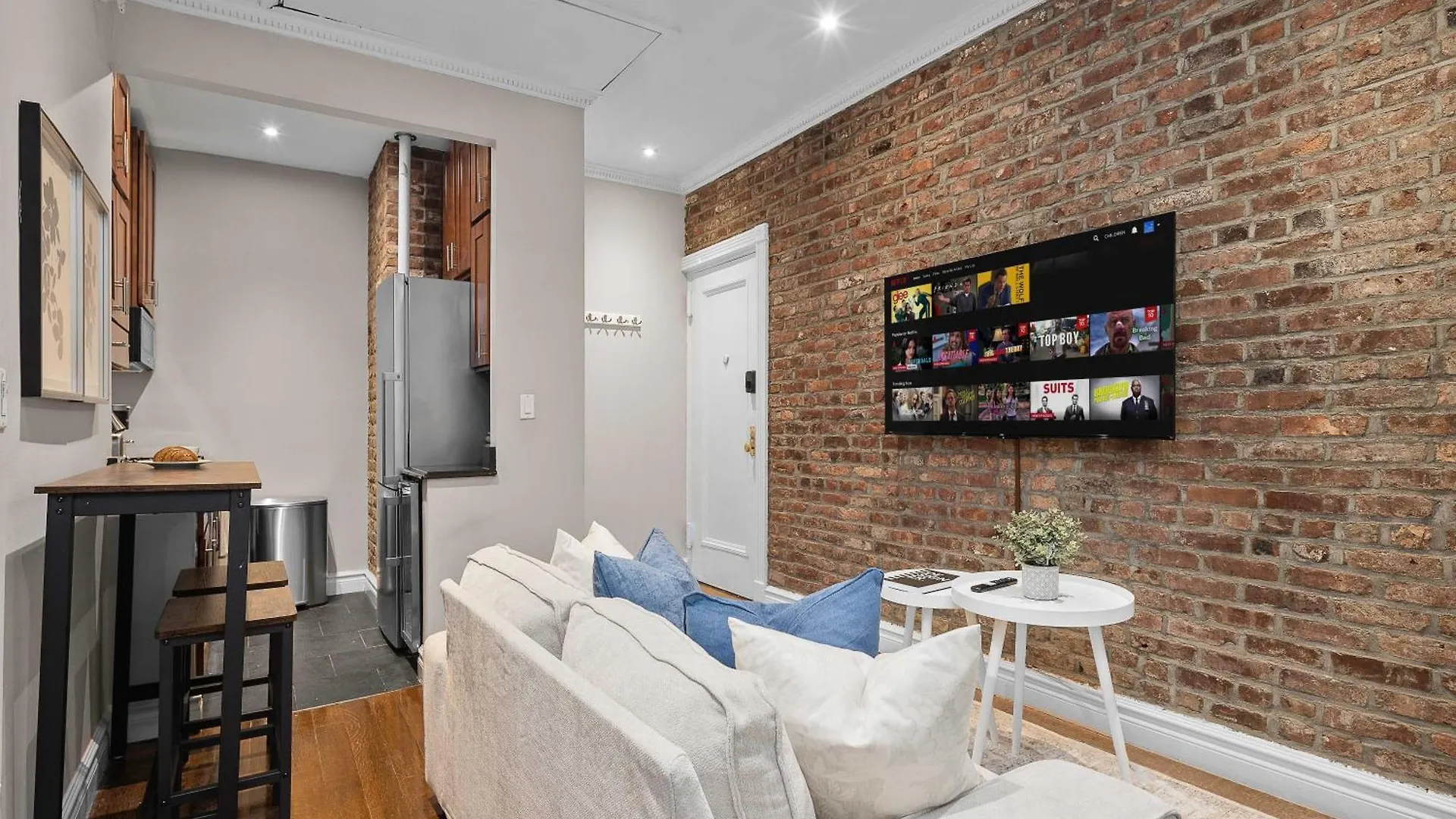 Spacious Midtown Retreat 2Br Nyc Haven Near Landmarks 뉴욕